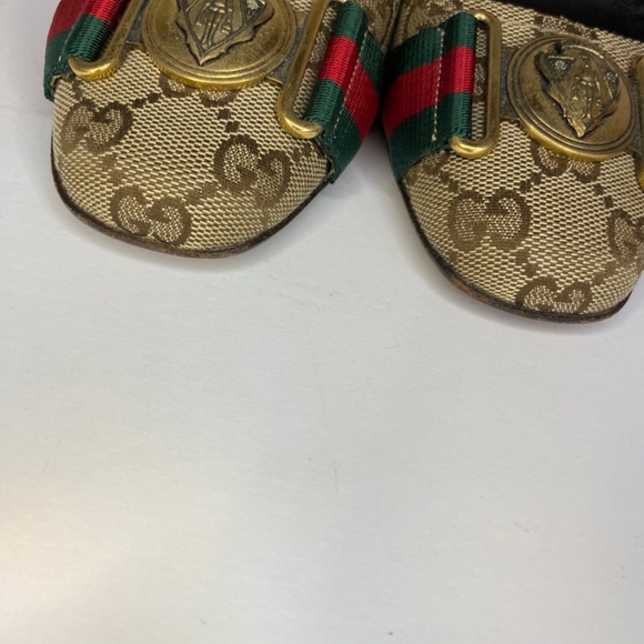 Gucci Loggo Pumps - Picture 8 of 10